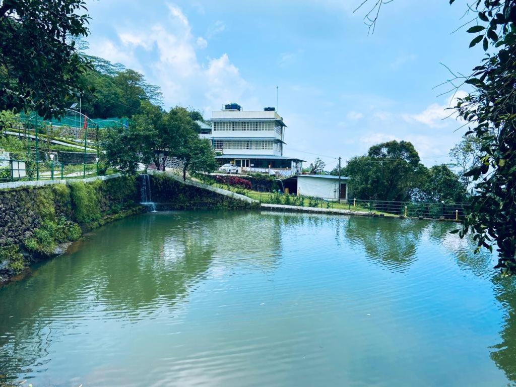 ทาเบอร์ ฮิลล์ รีสอร์ต Hotel วากามอน ภายนอก รูปภาพ