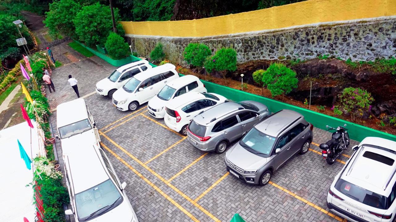 ทาเบอร์ ฮิลล์ รีสอร์ต Hotel วากามอน ภายนอก รูปภาพ